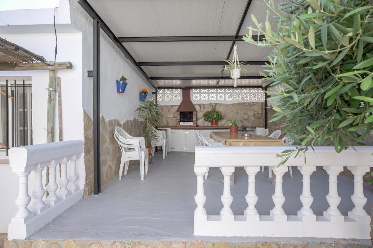 קוניל דה לה פרונטרה Casa Buganvilla מראה חיצוני תמונה